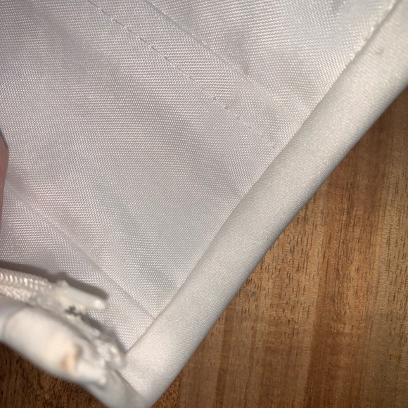 *SOLD* 2 Piece Ivory Wedding Gown sz8 - Picture 11 of 14